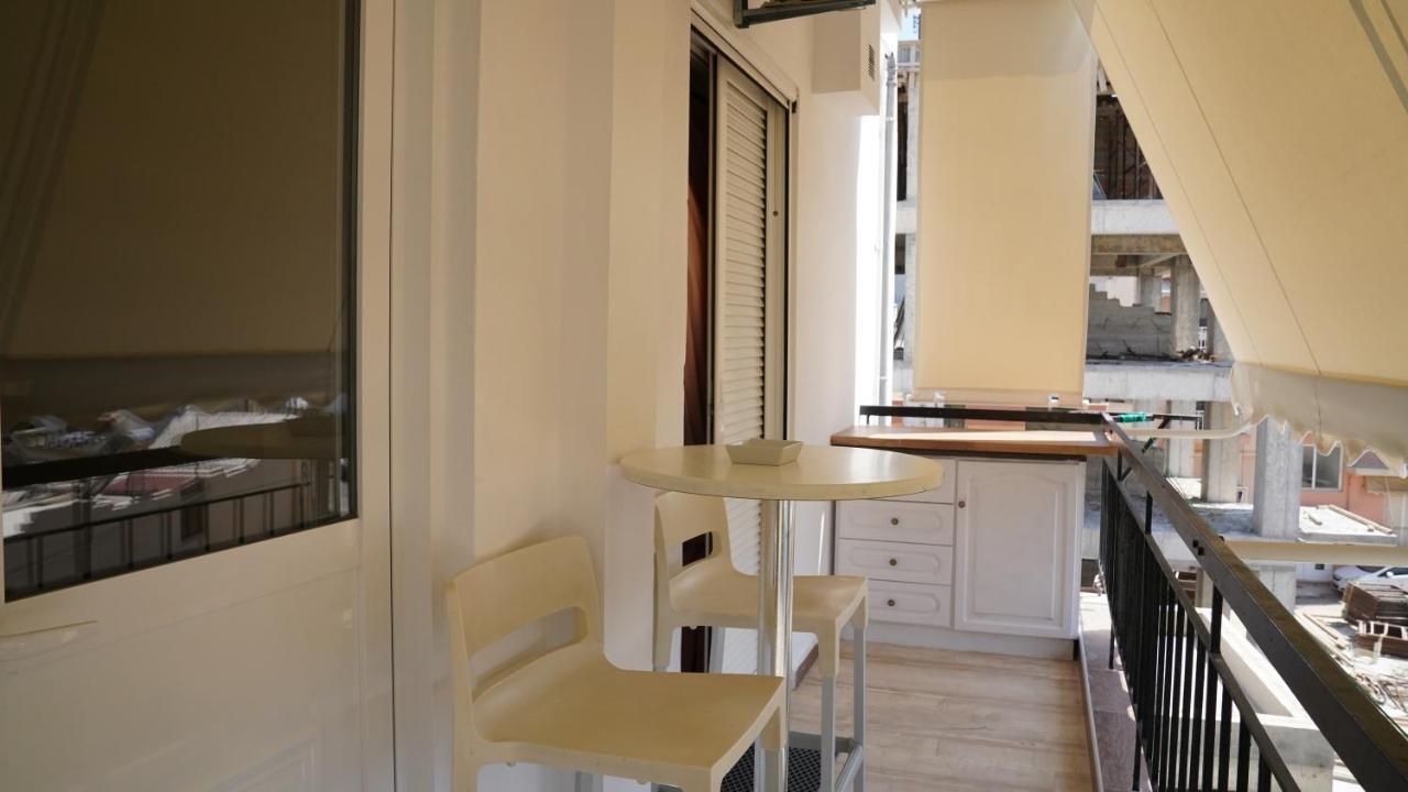 Km Beach View Apartment Chania  Eksteriør billede